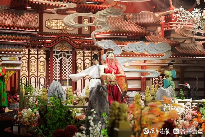 甜蜜经济青岛邮轮母港打造网红打卡地J9国际集团婚姻登记+邮轮文旅解锁(图2)